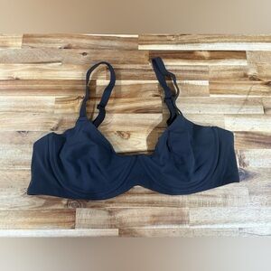 Skims Kim Kardashian Women’s Bra 40B New without Tags